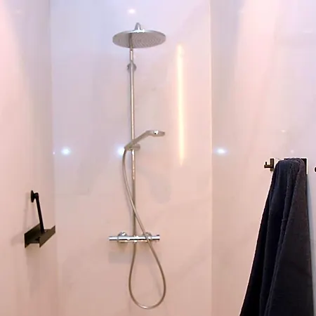 Studio61 Apartahotel 4*