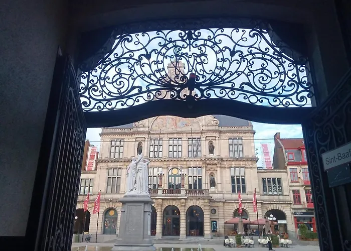 Studio61 Apart-hotel 4*